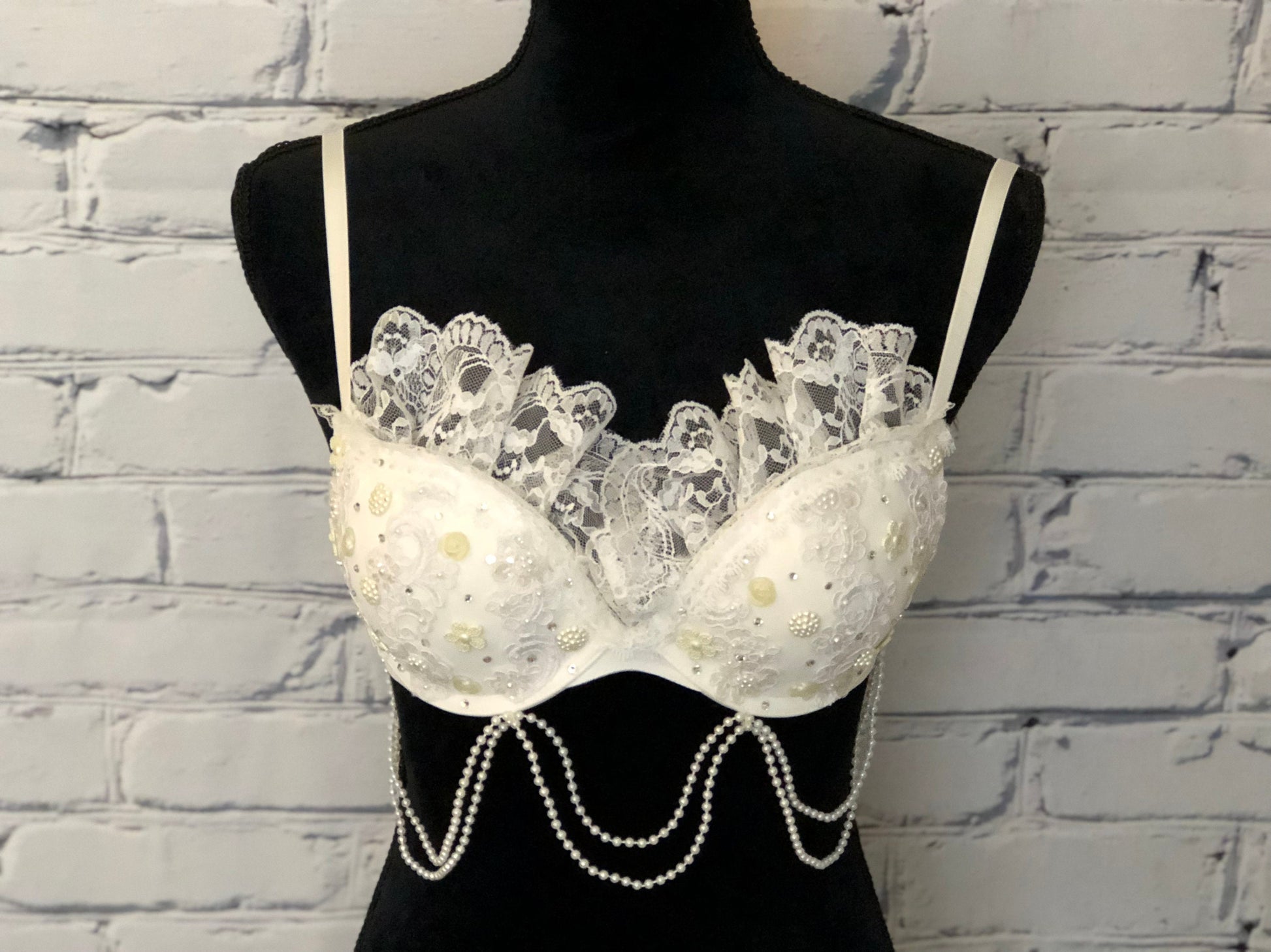 Lace & Pearl Bridal Rave Bra - For any Rave Outfit, edm Bra, Exotic Da –  Whit Snow Designs